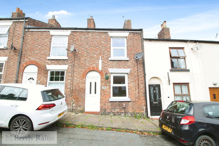 Newton Street, 2 bedroom Mid Terrace House to rent, £850 pcm