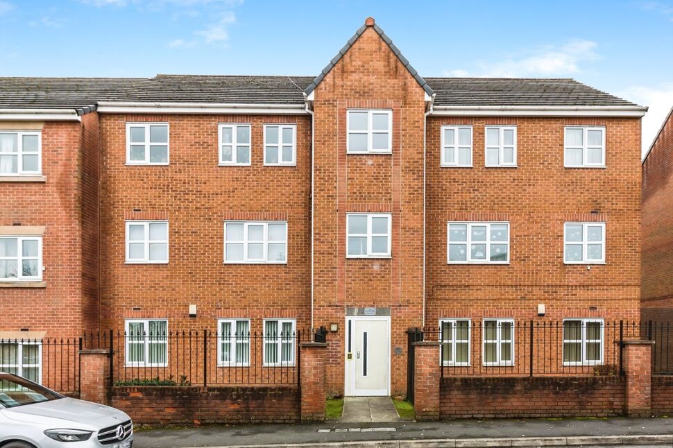 Main image of 2 bedroom  Flat to rent, Silchester Drive, Manchester, M40