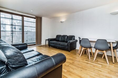 2 bedroom  Flat for sale