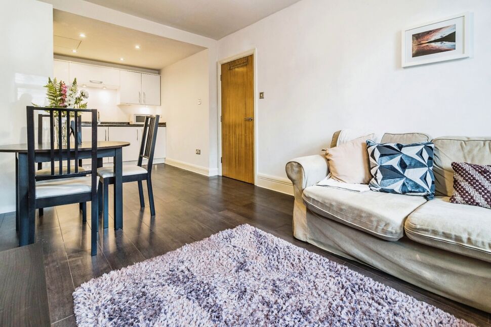 Main image of 1 bedroom  Flat for sale, Cobourg Street, Manchester, M1