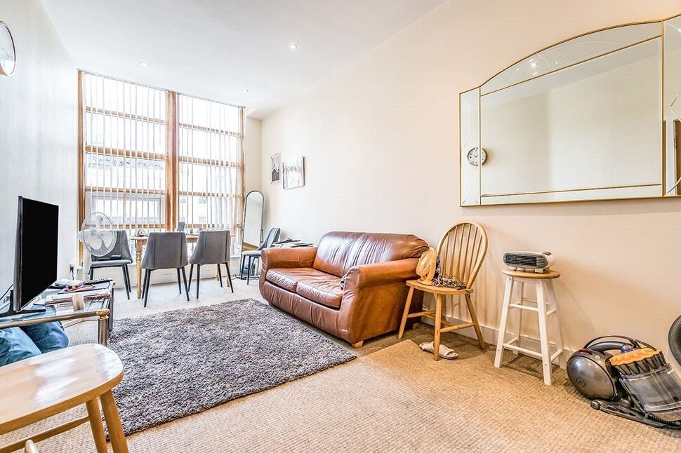 Main image of 2 bedroom  Flat for sale, Great Ancoats Street, Manchester, M4