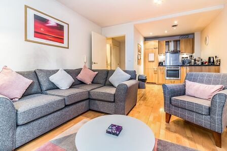 1 bedroom  Flat for sale