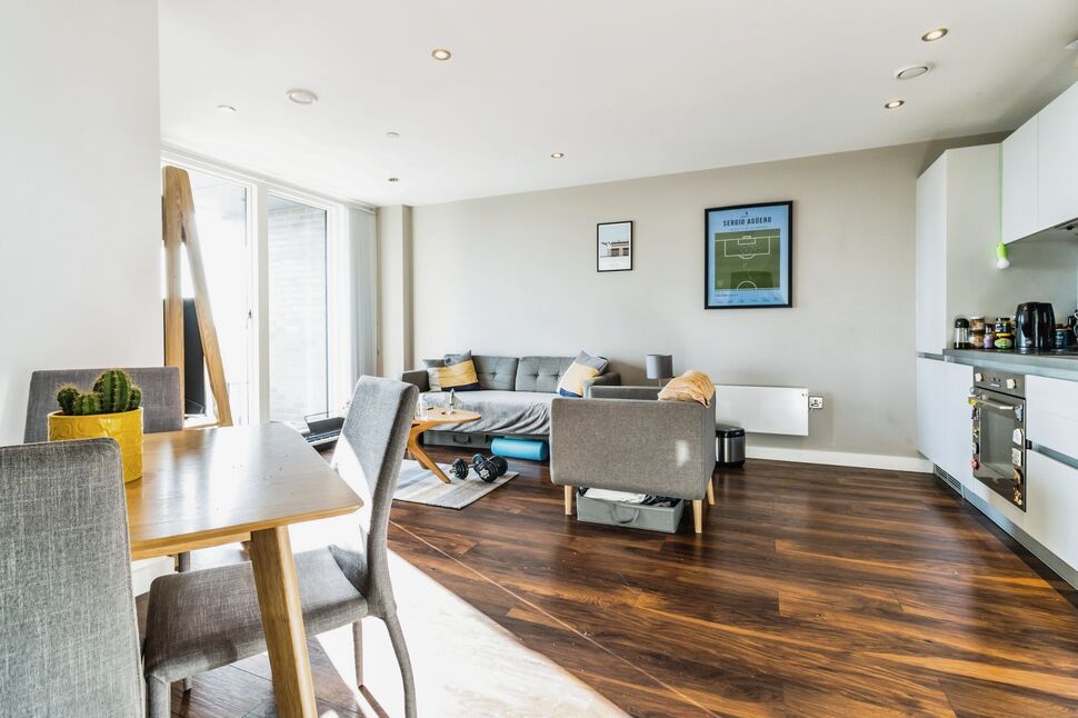 Main image of 2 bedroom  Flat for sale, Regent Road, Manchester, M3