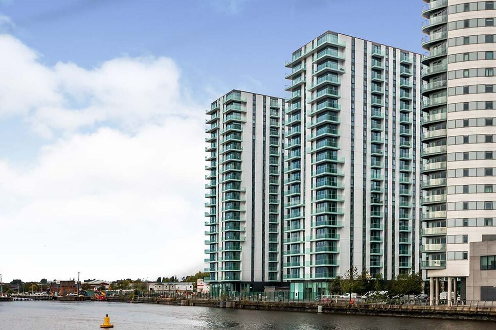 Main image of 2 bedroom  Flat for sale, Blue, Media City UK, Salford, M50