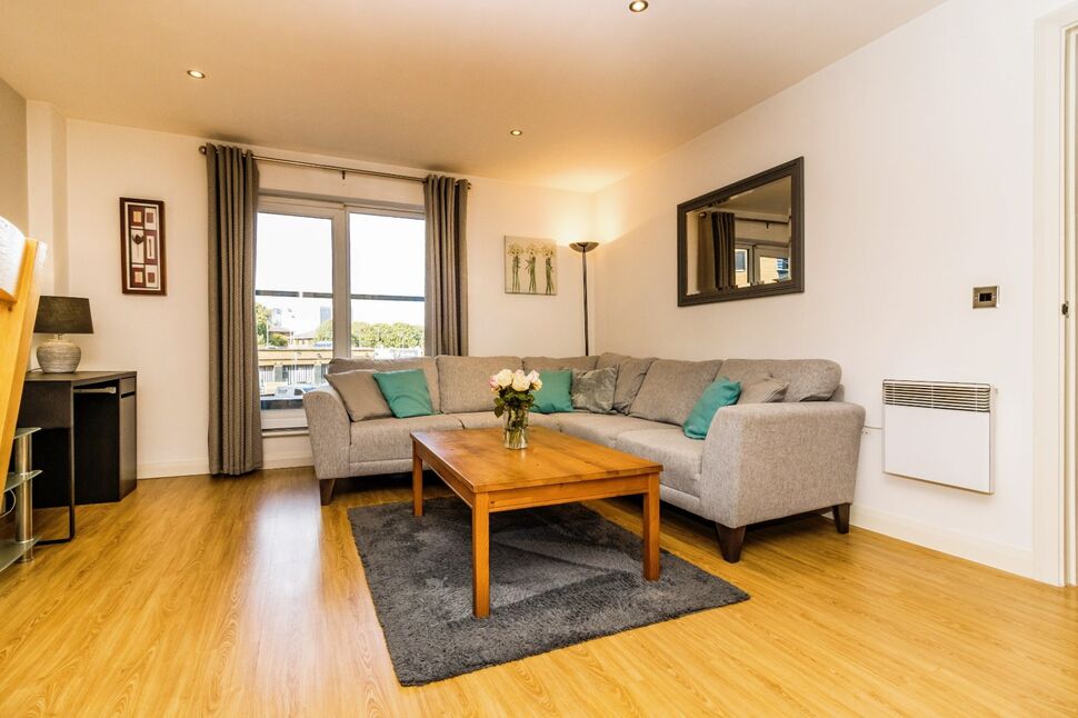 Main image of 2 bedroom  Flat for sale, Taylorson Street South, Salford, M5