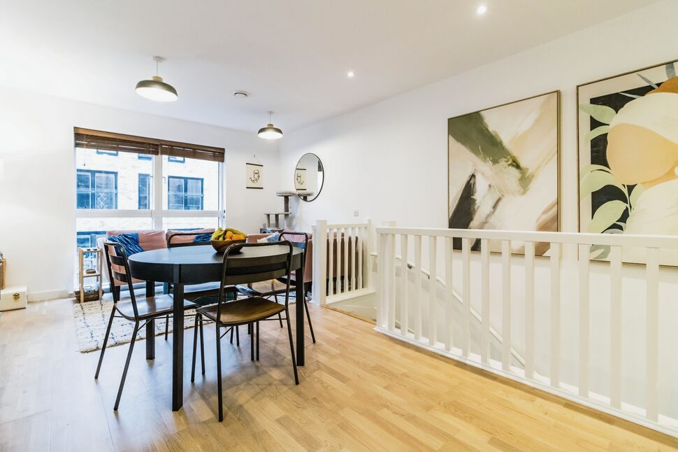 Living Area / Kitchen