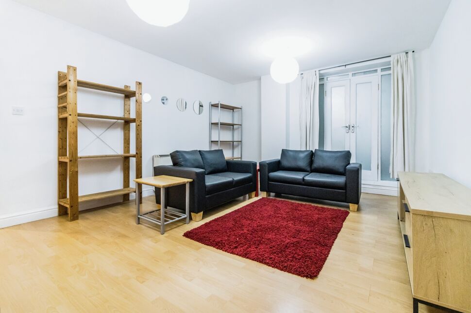 Main image of 2 bedroom  Flat for sale, Whitworth Street, Manchester, M1