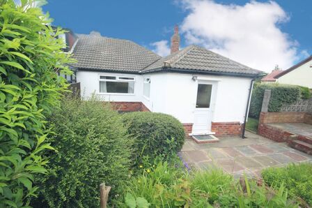 2 bedroom Semi Detached Bungalow for sale