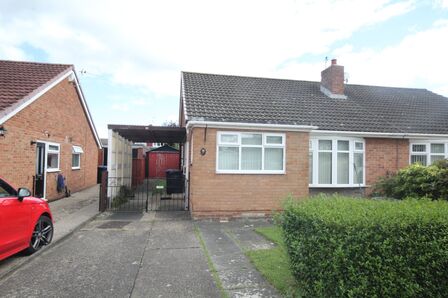 2 bedroom Semi Detached Bungalow for sale