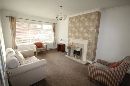 2 bedroom Semi Detached Bungalow for sale