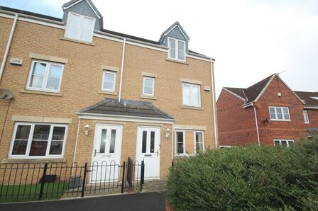 3 bedroom End Terrace House for sale