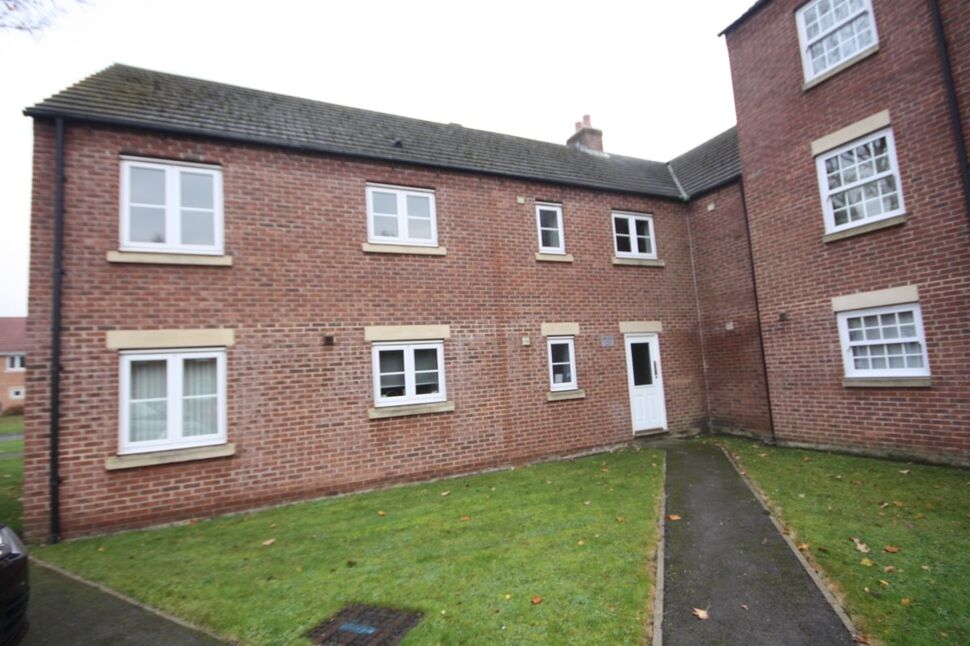 Main image of 2 bedroom  Flat for sale, Camsell Court, Linthorpe, Middlesbrough, TS5