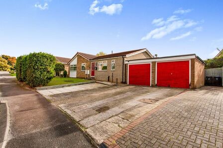 5 bedroom Detached Bungalow for sale