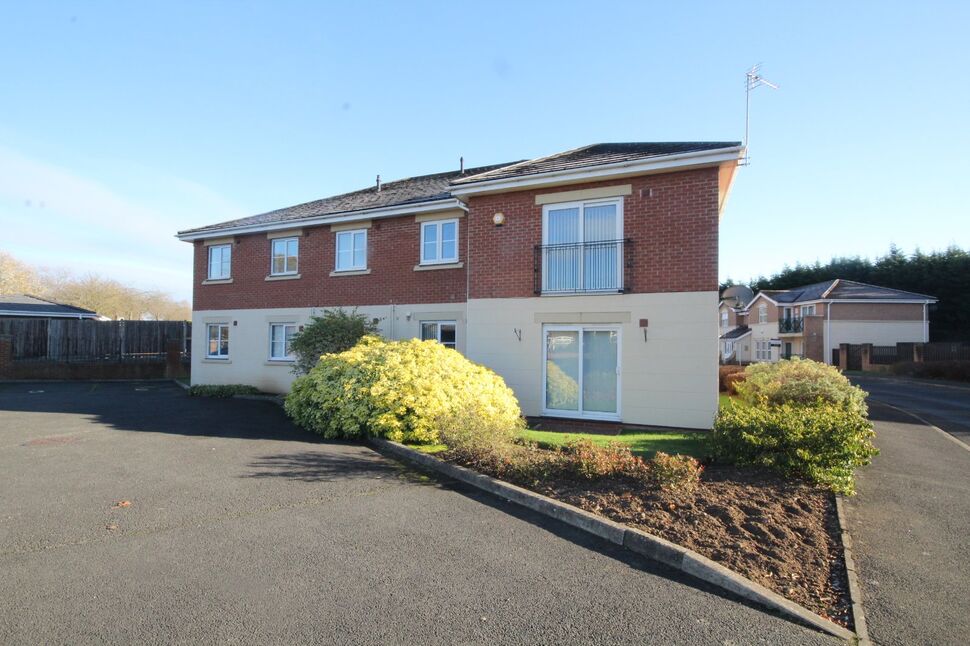 Main image of 2 bedroom  Flat for sale, Finchlay Court, Middlesbrough, TS5