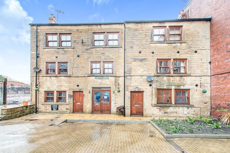 Main image of 1 bedroom  Flat to rent, Wesley Street, Morley, West Yorkshire, LS27