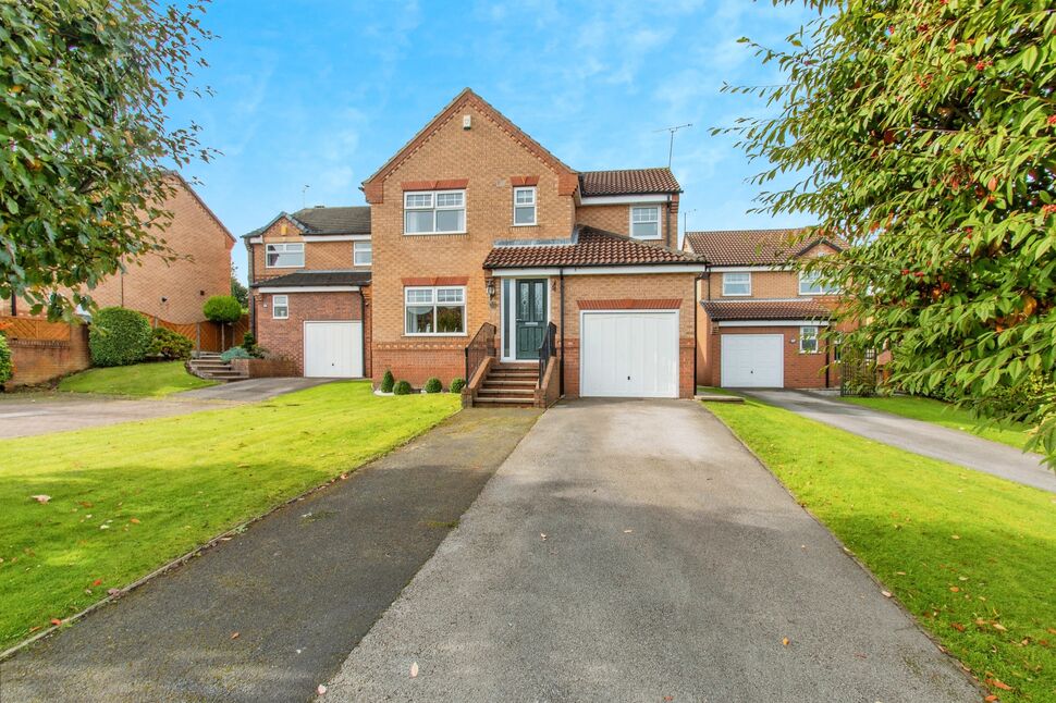 Main image of 4 bedroom Detached House for sale, Curlew Rise, Morley, West Yorkshire, LS27