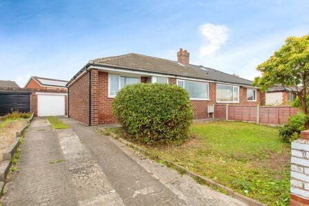 2 bedroom Semi Detached Bungalow for sale