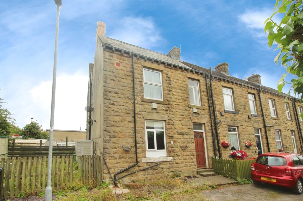 Main image of 2 bedroom End Terrace House for sale, Bruntcliffe Road, Morley, West Yorkshire, LS27