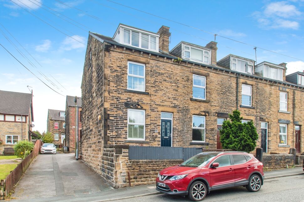 Main image of 3 bedroom End Terrace House for sale, High Street, Morley, West Yorkshire, LS27