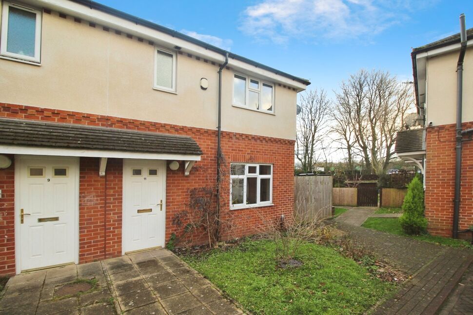 Main image of 3 bedroom Semi Detached House to rent, Stanhall Mews, Stanningley, West Yorkshire, LS28