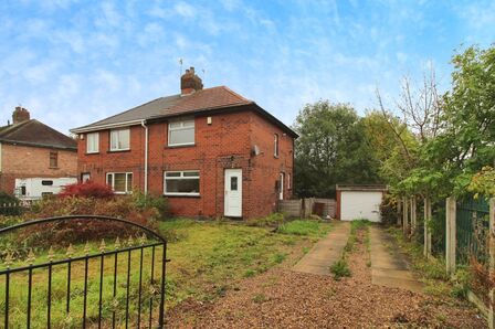 Clough Street, 2 bedroom Semi Detached House to rent, £950 pcm