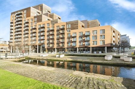 Wharf Approach, 1 bedroom  Flat to rent, £1,150 pcm