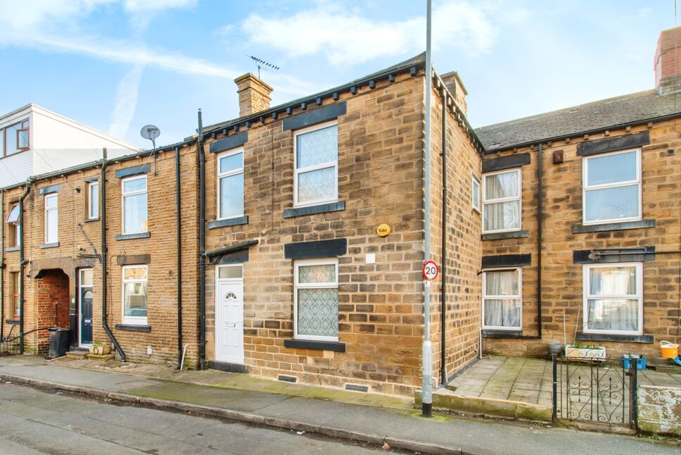 Main image of 3 bedroom End Terrace House for sale, North Parade, Morley, West Yorkshire, LS27