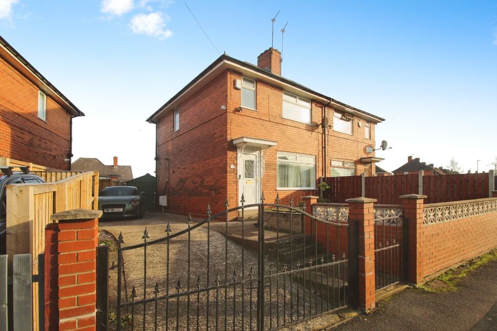 Main image of 2 bedroom Semi Detached House to rent, Broom Crescent, Leeds, West Yorkshire, LS10