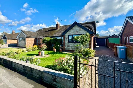 3 bedroom Semi Detached Bungalow for sale