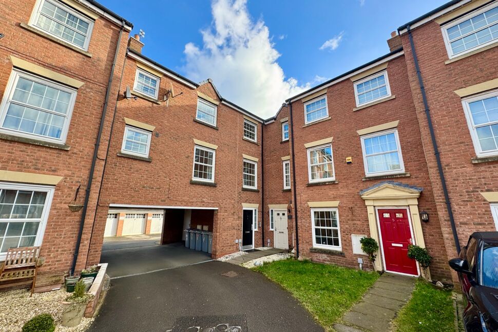 Main image of 1 bedroom  Flat for sale, Gibson Close, Nantwich, Cheshire, CW5