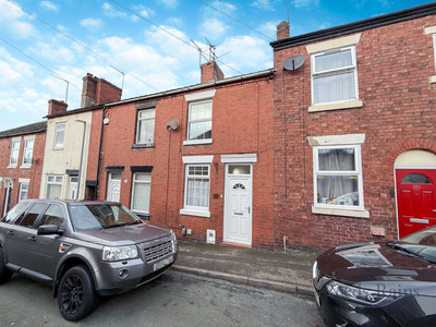 Victoria Street, 2 bedroom Mid Terrace House to rent, £795 pcm