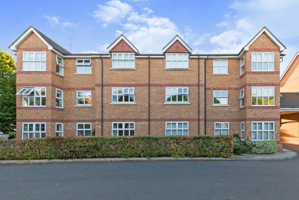 Main image of 2 bedroom  Flat to rent, Alford Court, Harthill Close, Cheshire, CW9