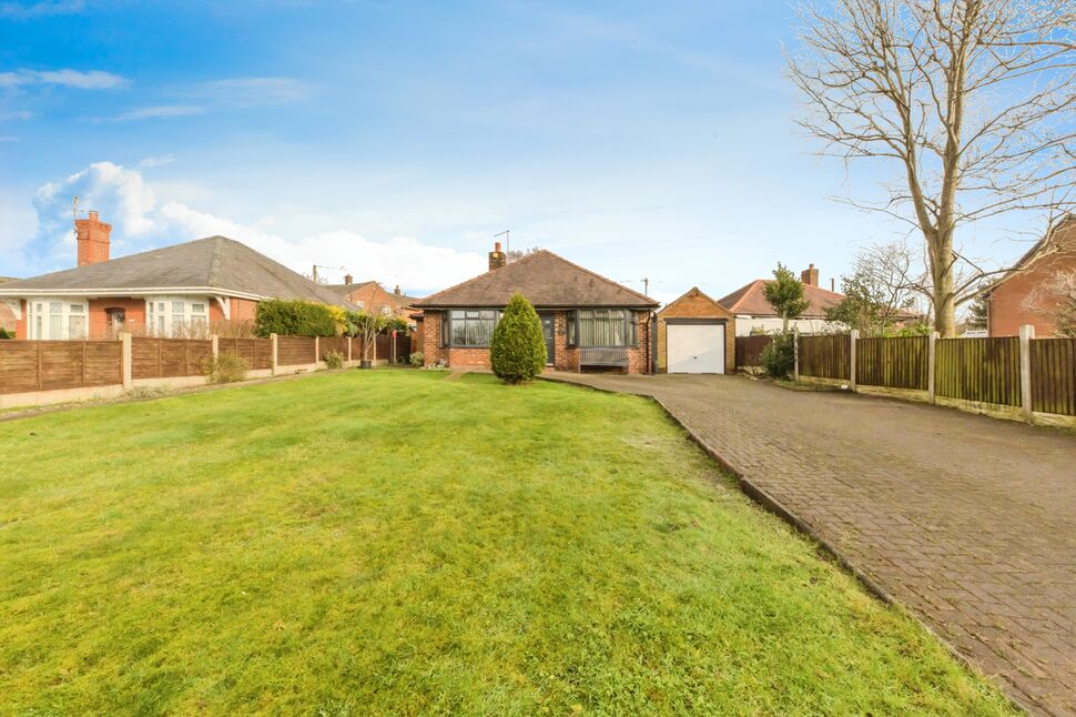 Main image of 3 bedroom Detached Bungalow for sale, Runcorn Road, Barnton, Cheshire, CW8