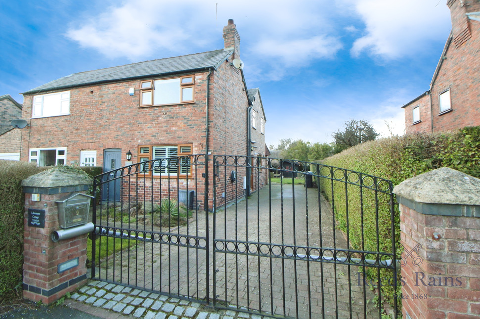 Main image of 3 bedroom Semi Detached House for sale, Glebe Road, Cuddington, Cheshire, CW8