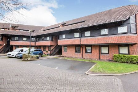 Hamnett Court, 2 bedroom  Flat to rent, £850 pcm