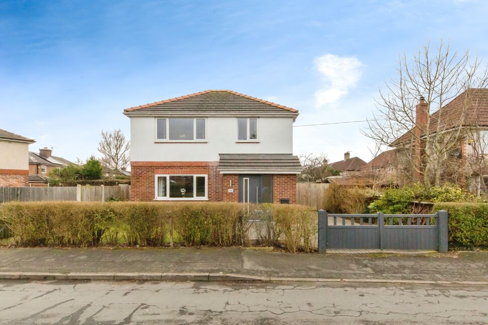 Main image of 3 bedroom Detached House for sale, Central Road, Rudheath, Cheshire, CW9