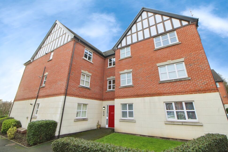 Main image of 2 bedroom  Flat for sale, Freshwater View, Northwich, Cheshire, CW8