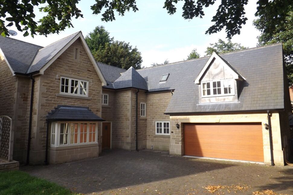 Main image of 5 bedroom Detached House for sale, Crow Hill Rise, Mansfield, Nottinghamshire, NG19