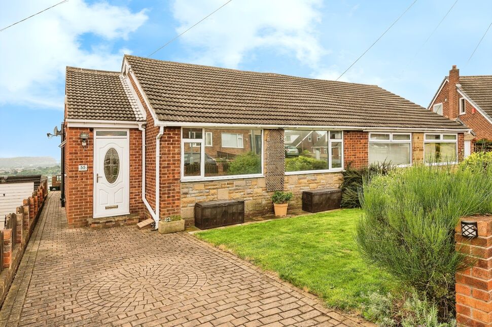 Main image of 2 bedroom Semi Detached Bungalow for sale, Pennine Road, Dewsbury, West Yorkshire, WF12