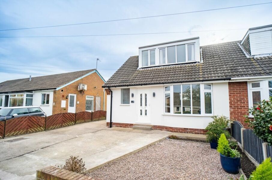 Main image of 3 bedroom Semi Detached Bungalow for sale, Spa Croft Road, Ossett, West Yorkshire, WF5