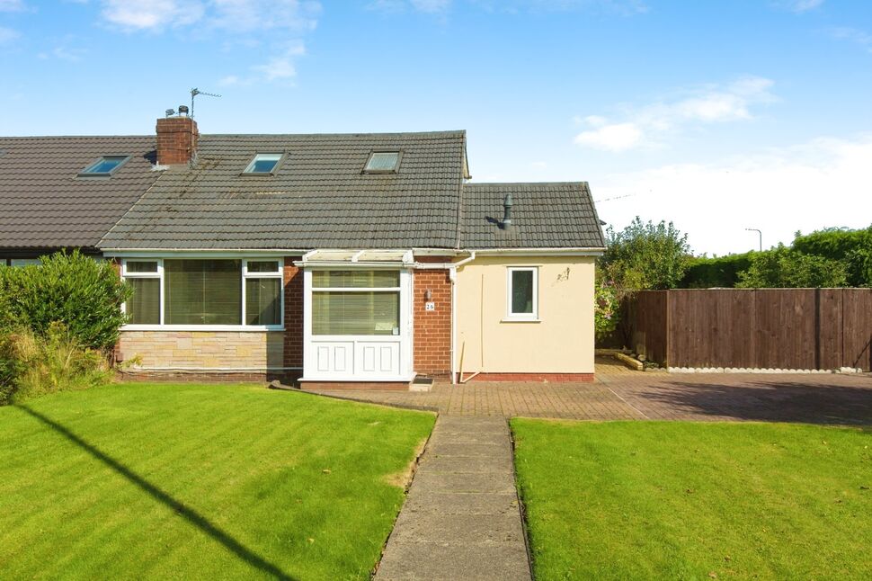 Main image of 3 bedroom Semi Detached Bungalow for sale, Billinge Road, Ashton-in-Makerfield, Merseyside, WN4