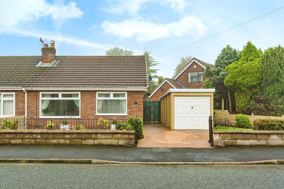 Main image of 3 bedroom Semi Detached Bungalow for sale, Valley Road, Wigan, Greater Manchester, WN5