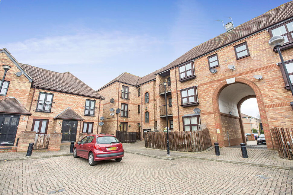 Main image of 1 bedroom  Flat to rent, Fleetwood Court Evelyn Denington R, London, E6