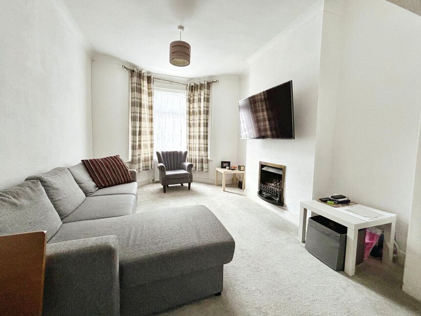 Main image of 2 bedroom Mid Terrace House for sale, Edinburgh Road, London, E13