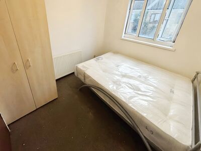 Chesterton Road, 1 bedroom  Room to rent, £750 pcm