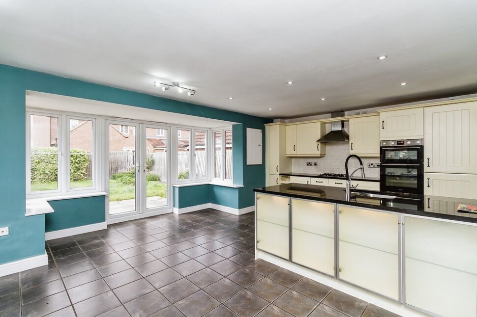 Kitchen Family Room