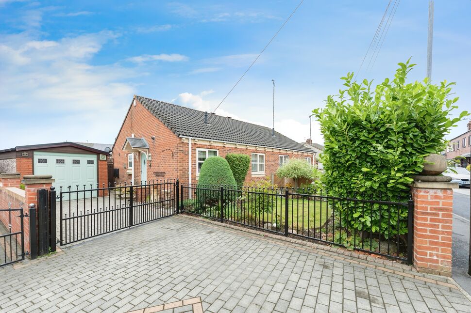 Main image of 2 bedroom Semi Detached Bungalow for sale, Racca Avenue, Knottingley, West Yorkshire, WF11