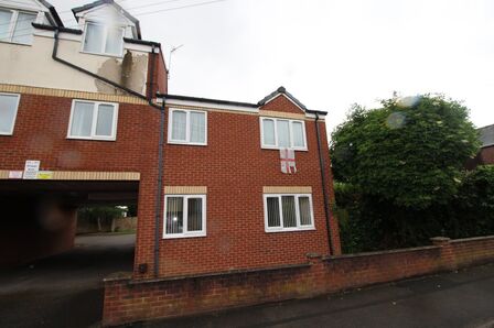 Briggs Row, 2 bedroom  Flat for sale, £70,000