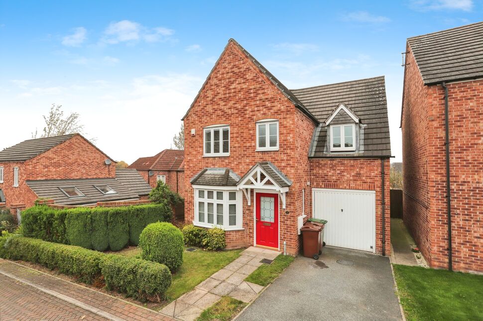 Main image of 4 bedroom Detached House for sale, Earls Chase, Pontefract, West Yorkshire, WF8