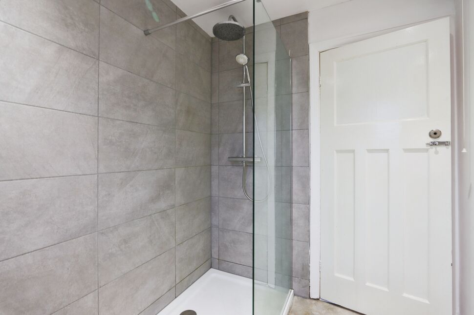 Shower Room / WC